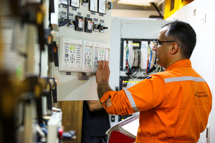 تعمیرات اساسی سکوی گازی SPD21 پارس جنوبی