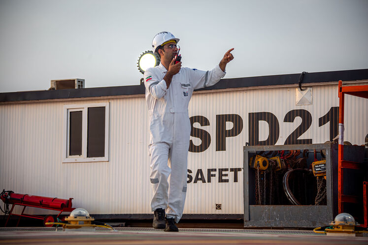 تعمیرات اساسی سکوی گازی SPD21 پارس جنوبی