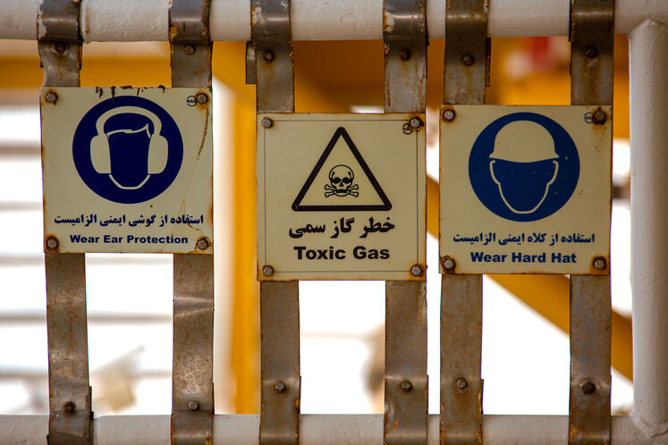 تعمیرات اساسی سکوی گازی SPD21 پارس جنوبی