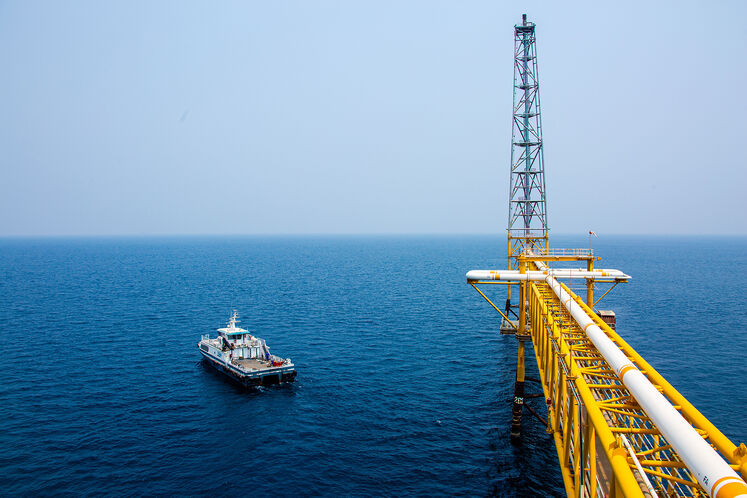 تعمیرات اساسی سکوی گازی SPD21 پارس جنوبی