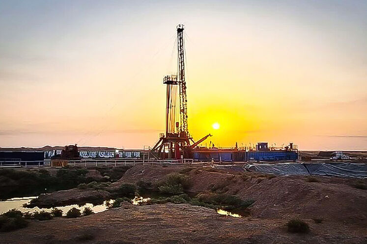 به‌کارگیری فناوری نوین «حفاری شعاعی» در میدان آبان