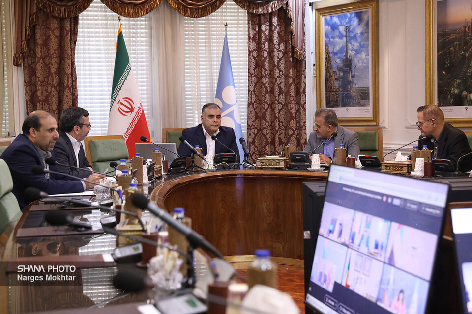 برگزاری نشست کمیته نظارتی اوپکپلاس با حضور وزیر نفت برگزاری نشست کمیته نظارتی اوپکپلاس با حضور وزیر نفت