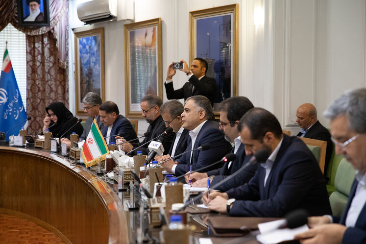 دیدار محسن پاک‌نژاد، وزیر نفت ایران با زیاد علی‌فاضل، وزیر برق عراق