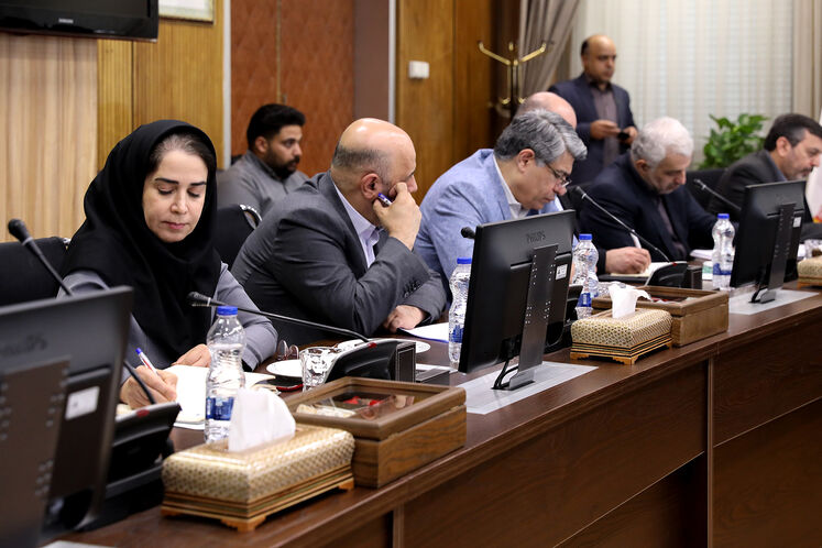 نشست شورای عالی راهبری کربن زدایی و سوخت پاک در صنعت دریانوردی کشور