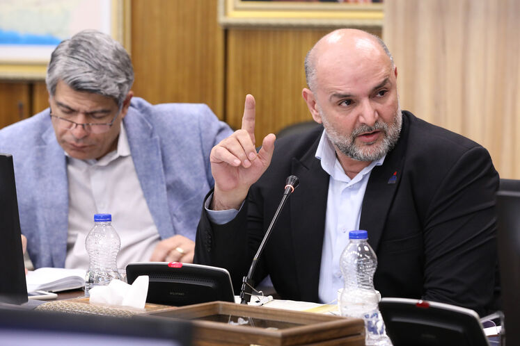 نشست شورای عالی راهبری کربن زدایی و سوخت پاک در صنعت دریانوردی کشور