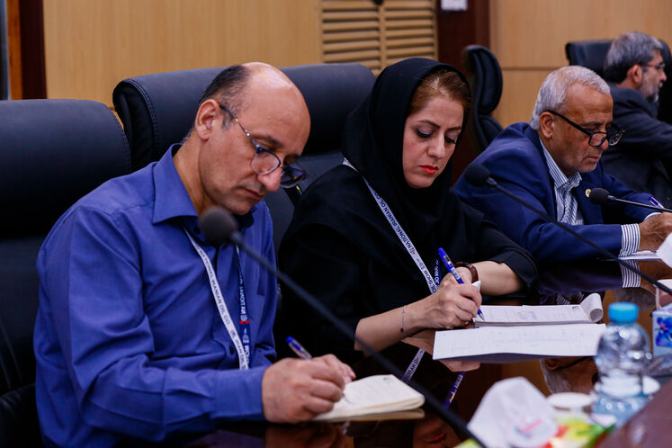 به مناسبت روز خبرنگار