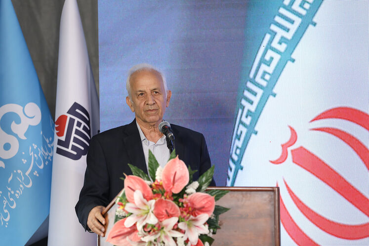 دکتر مشایخی، استاد دانشگاه امیرکبیر