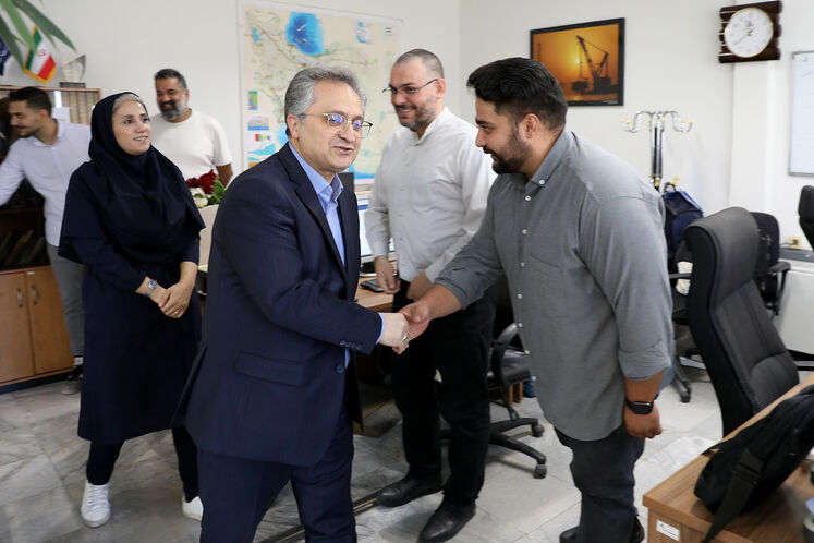 بازدید کسری نوری، مدیرکل دفتر وزارتی و مجید بوجارزاده، مدیرکل روابط عمومی وزارت نفت از رسانه‌های وزارت نفت