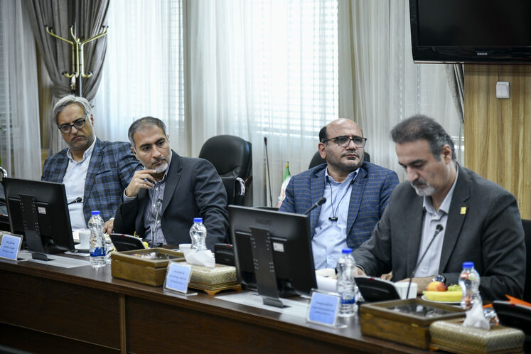 شانزدهمین نشست شورای راهبری تحول اداری وزارت نفت