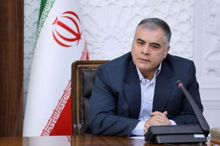محسن پاک‌نژاد، وزیر نفت