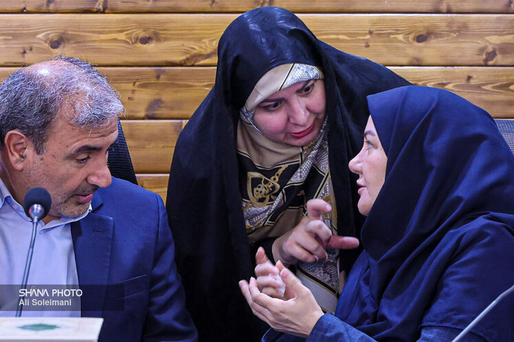 بررسی مطالبات کارکنان عملیاتی پارس جنوبی