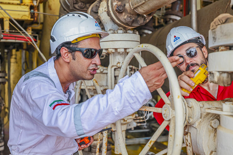 تعمیرات اساسی سکوی SPD16 پارس جنوبی