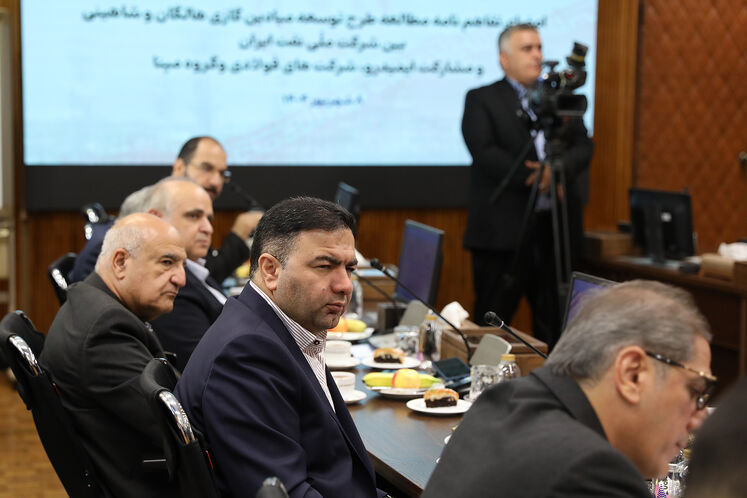 امضای تفاهم‌نامه مطالعه طرح توسعه و بهره‌برداری میدان‌های گازی هالگان و شاهینی