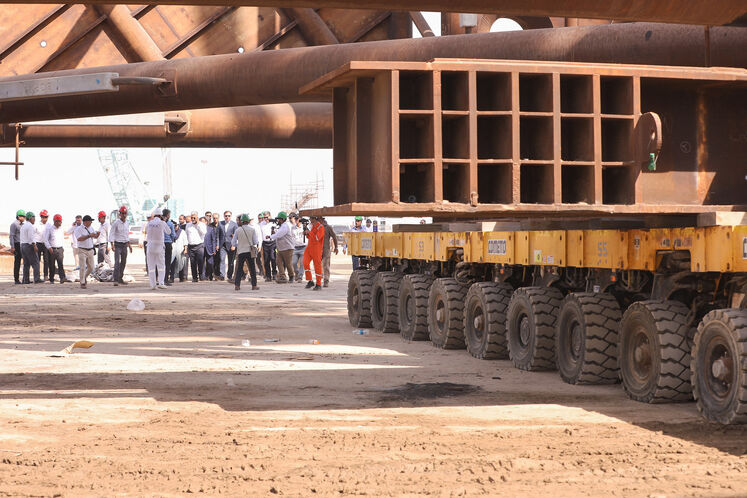 عملیات بارگیری ( Load Out) جکت SPD11A