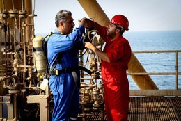 اجرای کامل ماده ۱۰، گامی موثر در حفظ نیروهای متخصص نفت