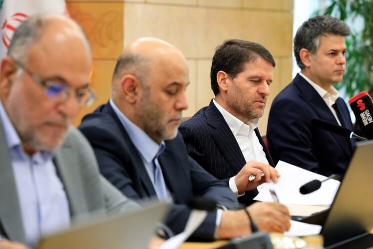 نشست خبری حسن عباس‌زاده، مدیرعامل شرکت ملی صنایع پتروشیمی