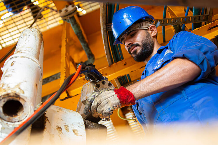تعمیرات اساسی سکوهای گازی فاز یک پارس جنوبی