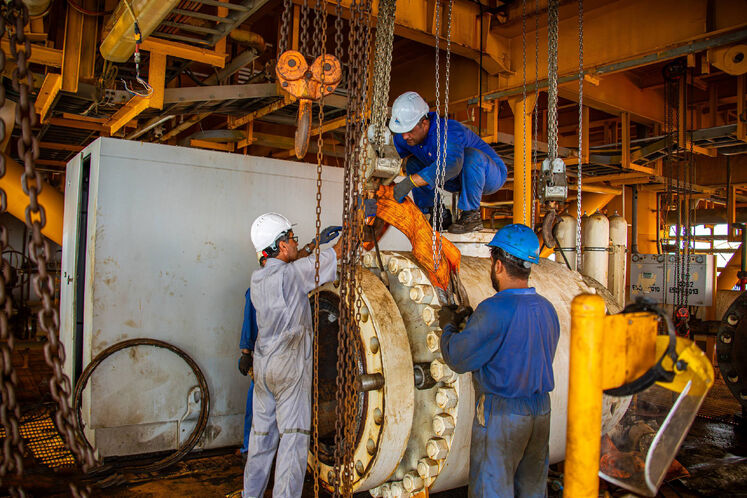 تعمیرات اساسی در سکوی SPD11 پارس جنوبی