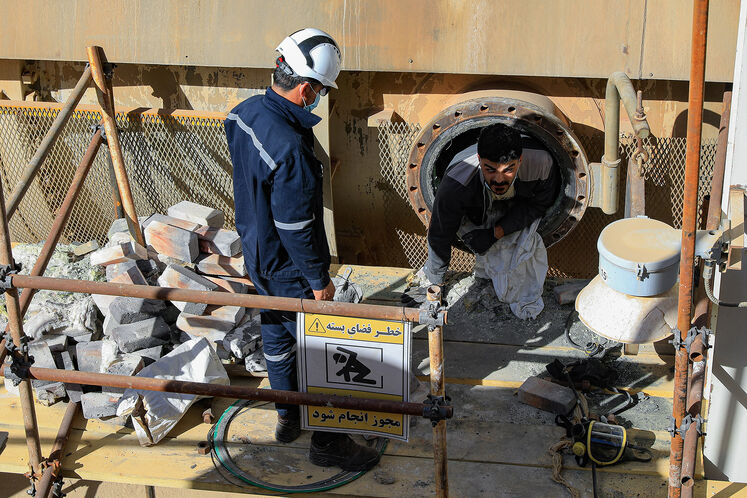 تعمیرات اساسی پالایشگاه گاز ایلام