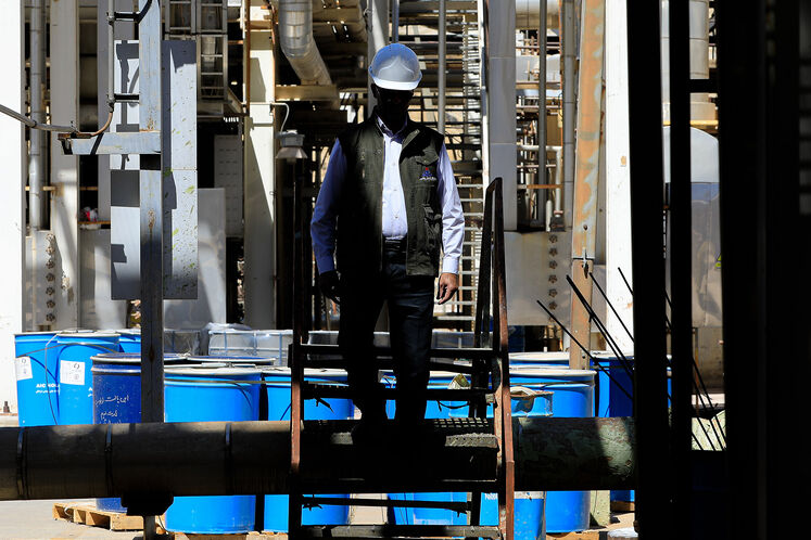 تعمیرات اساسی پالایشگاه گاز ایلام