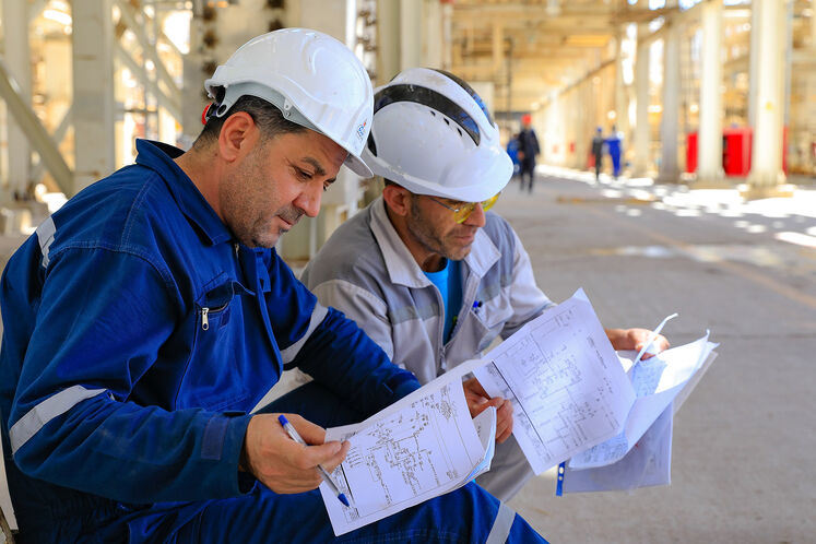 تعمیرات اساسی پالایشگاه گاز ایلام