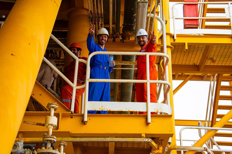 تعمیرات اساسی سکوی SPD11 پارس جنوبی