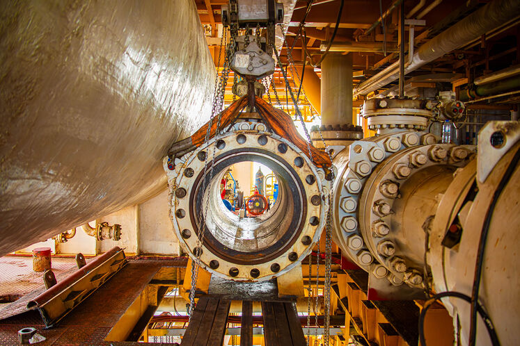 تعمیرات اساسی سکوی SPD11 پارس جنوبی