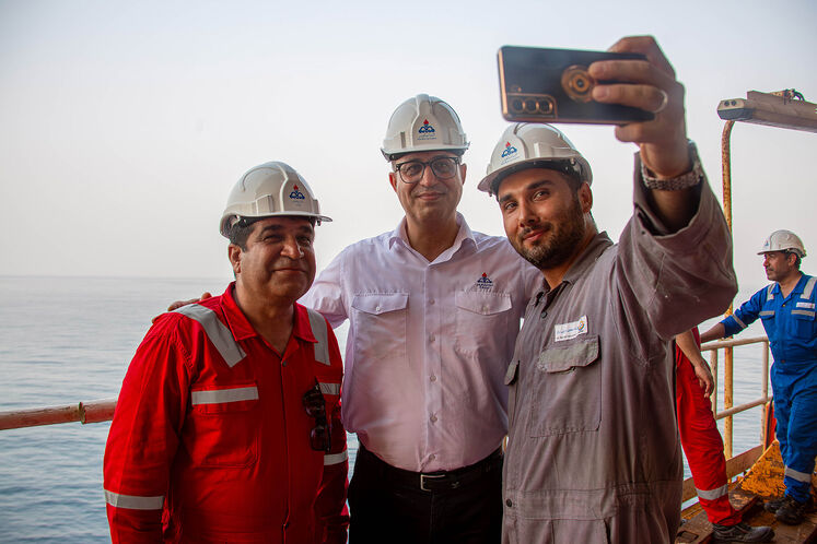 تعمیرات اساسی سکوی SPD11 پارس جنوبی