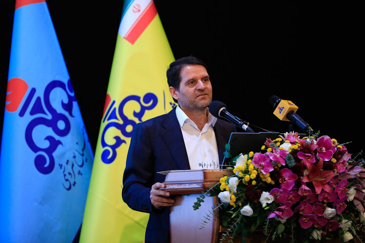 حسن عباسزاده، مدیرعامل شرکت ملی صنایع پتروشیمی