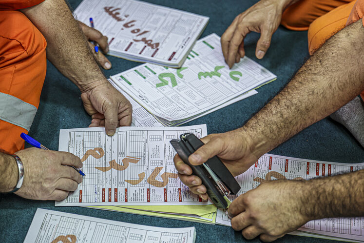 تعمیرات اساسی سکوی SPD13B پارس جنوبی