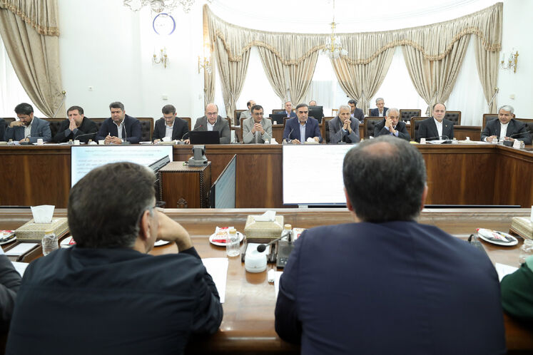 نشست شورای اقتصاد