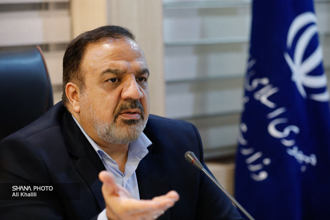 Paknejad thanks former public relations director