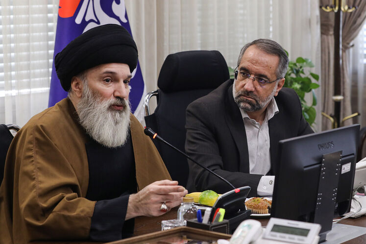 سید عباس بهشتی، جانشین رئیس شورای امر به معروف و نهی از منکر وزارت نفت و حجت‌الاسلام سیدحسین فاطمی‌نیا