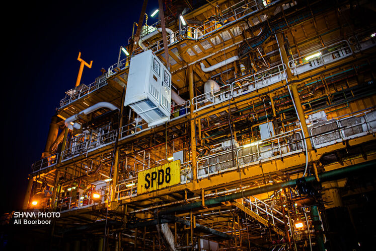 تعمیرات اساسی سکوی SPD8 پارس جنوبی