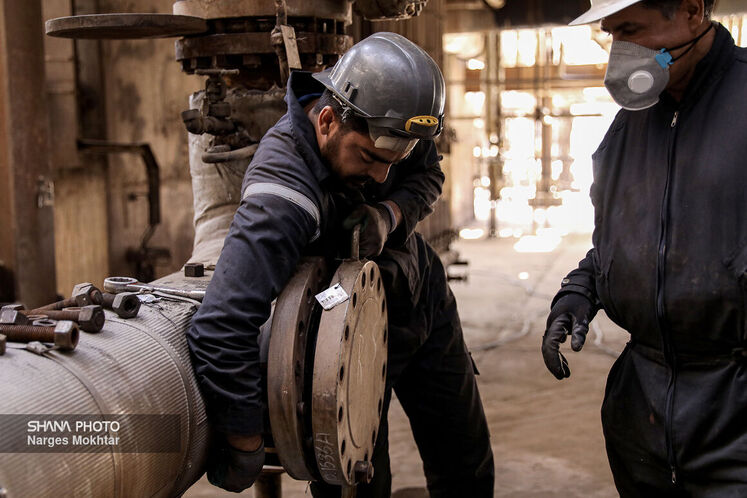 پالایشگاه شازند