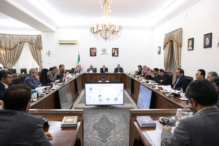 برگزاری نشست شورای اقتصاد