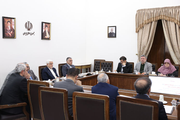 برگزاری نشست شورای اقتصاد