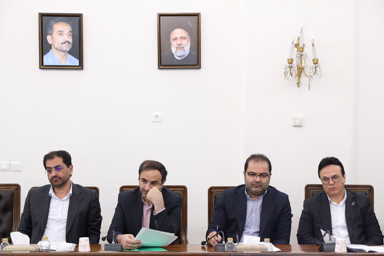 برگزاری نشست شورای اقتصاد
