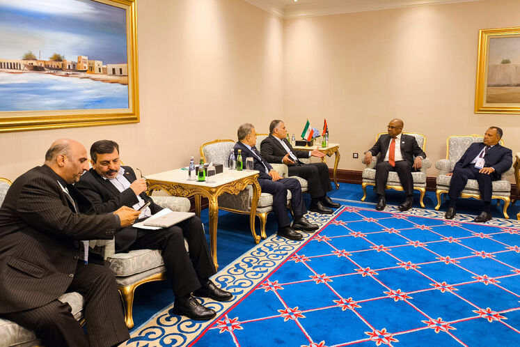 دیدار محسن پاک‌نژاد، وزیر نفت با خلیفه رجب عبدالصادق، وزیر نفت و گاز لیبی و رئیس بیست‌وهفتمین اجلاس وزارتی کشورهای صادرکننده گاز