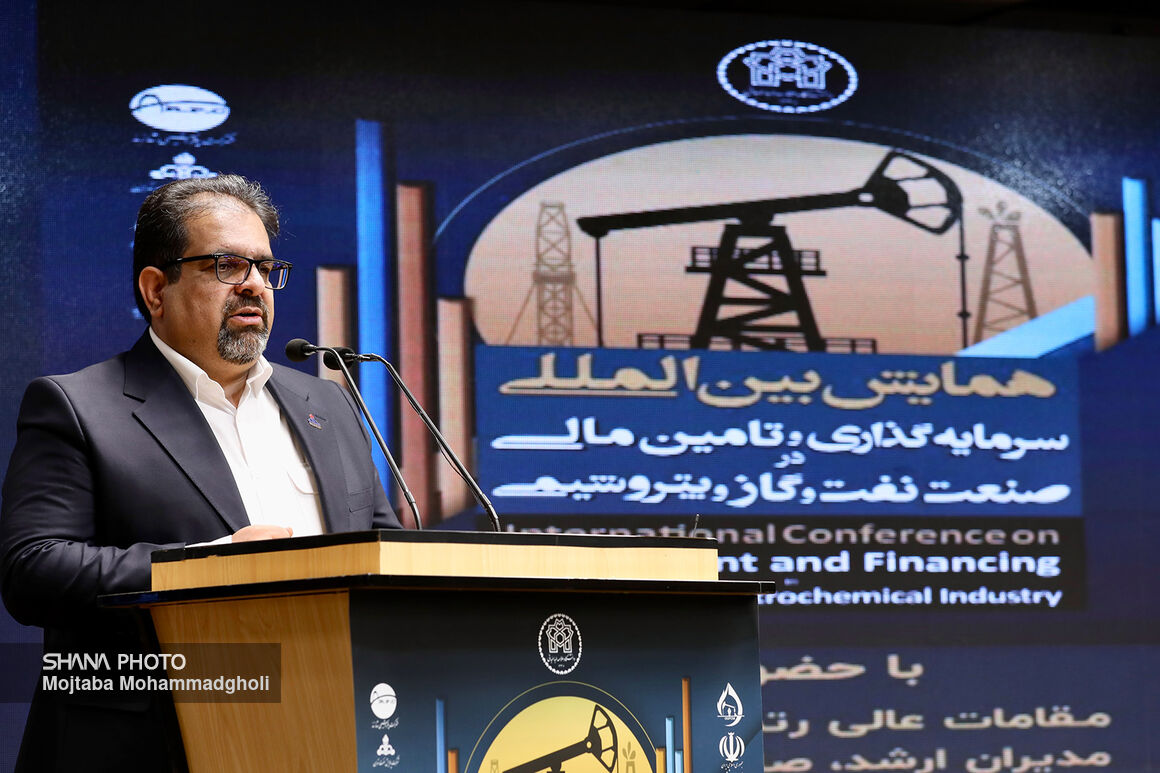 موانع قانونی سرمایهگذاری در صنعت گاز رفع شود