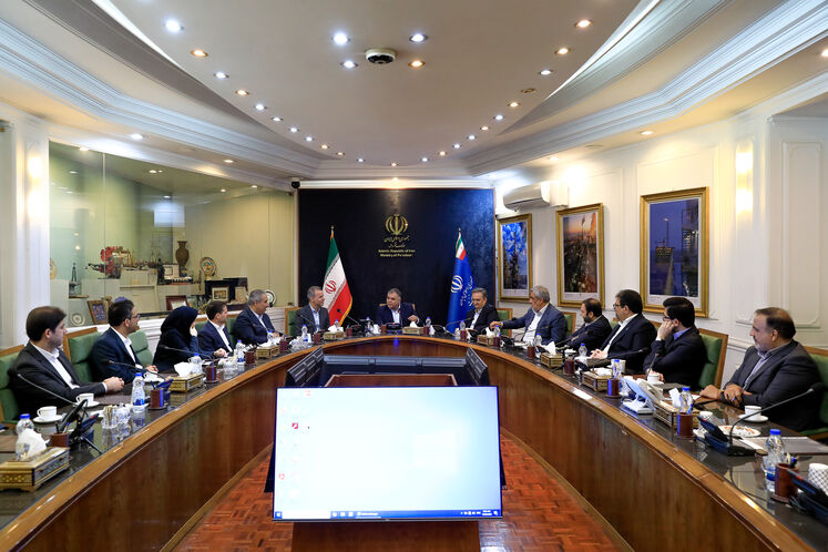 تکریم و معارفه مدیرکل دفتر وزارتی نفت