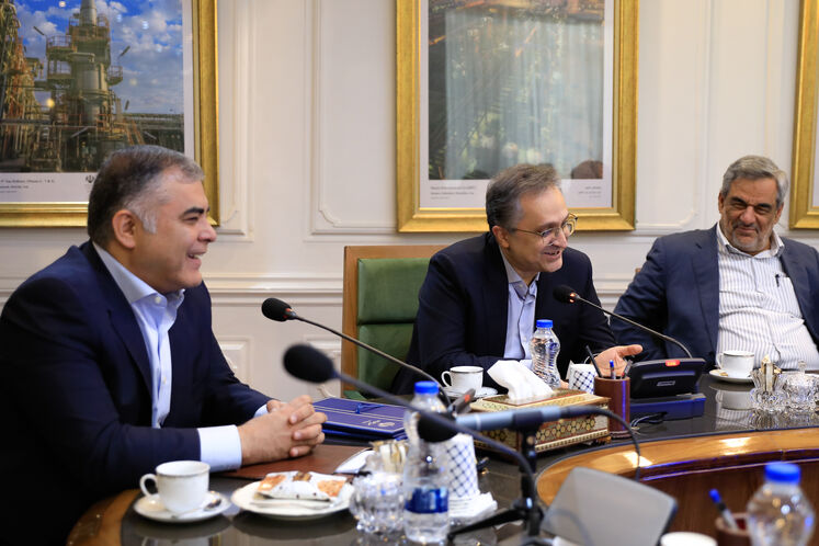 تکریم و معارفه مدیرکل دفتر وزارتی نفت