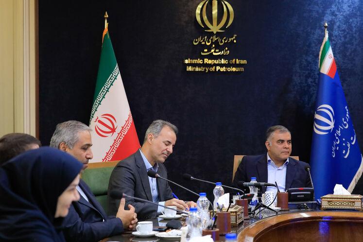 تکریم و معارفه مدیرکل دفتر وزارتی نفت