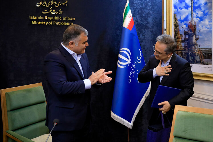 تکریم و معارفه مدیرکل دفتر وزارتی نفت