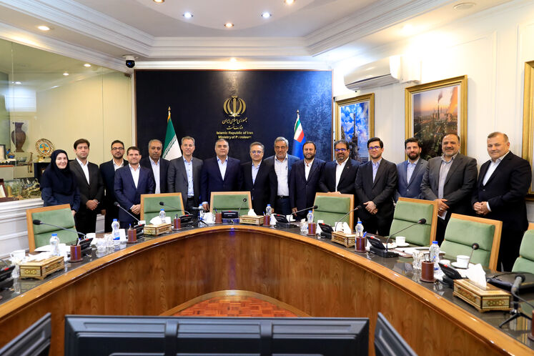 تکریم و معارفه مدیرکل دفتر وزارتی نفت