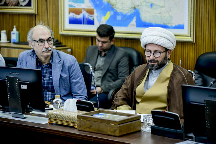 نشست شورای عالی فرهنگی وزارت نفت