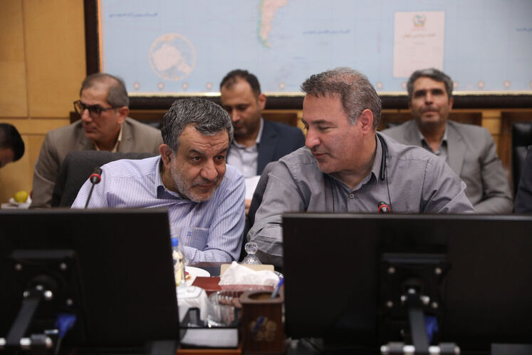 رضا تقی پور انوری، عضو کمیسیون صنایع و معادن مجلس شورای اسلامی