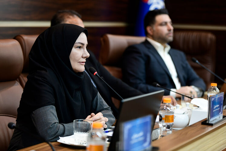 صدیقه خزائی، معاون توسعه مدیریت و سرمایه انسانی وزارت نفت