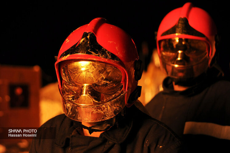 مهار فوران چاه ۱۴۷ رگ سفید