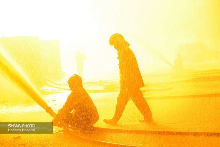 مهار فوران چاه ۱۴۷ رگ سفید